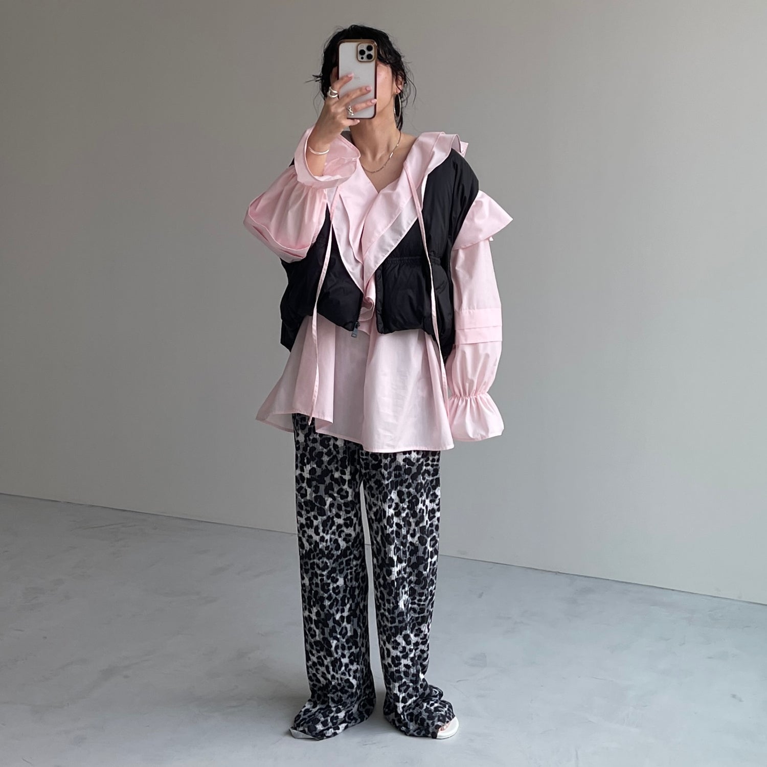 big collar frill blouse / baby pink