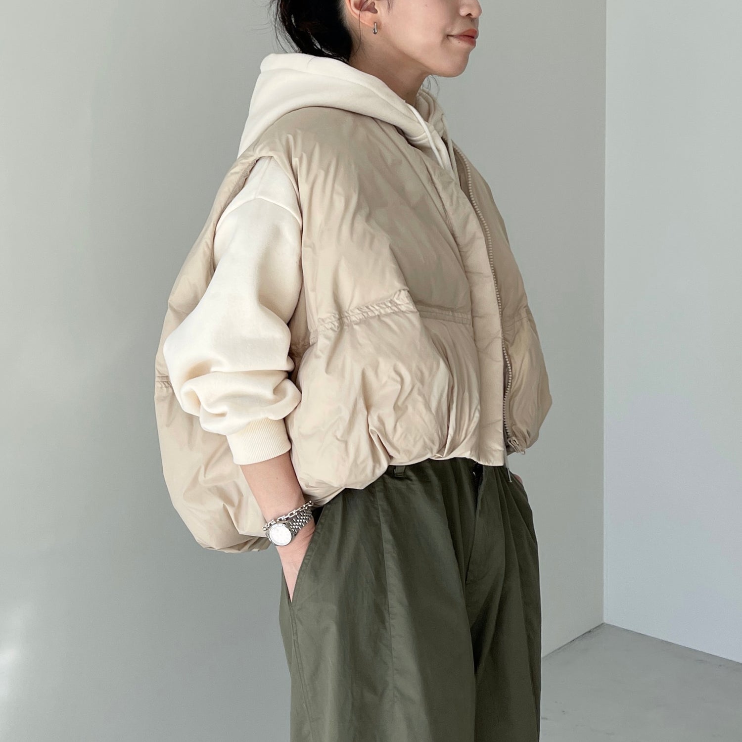 egg down vest / beige