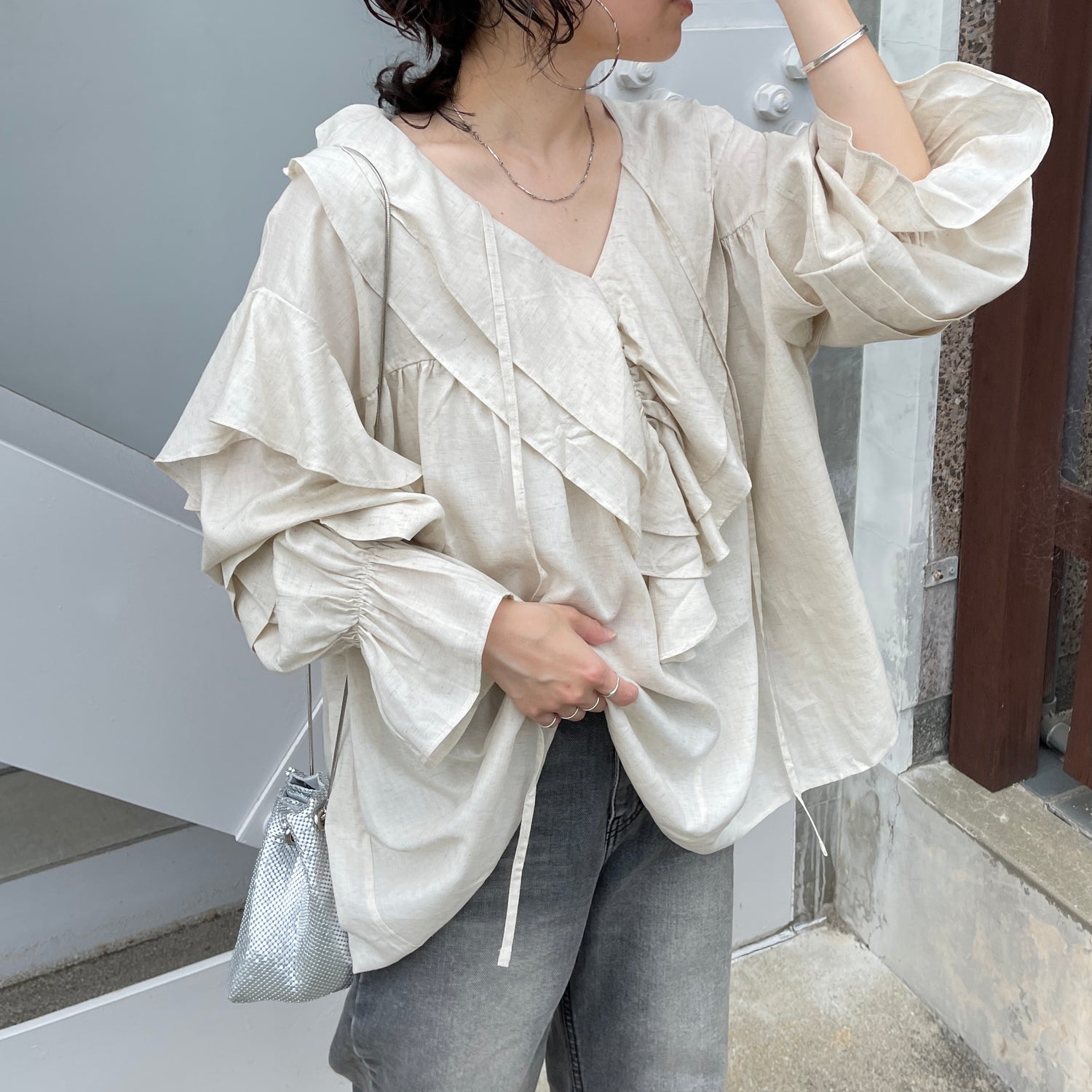big collar frill blouse / linen beige | wee9s | ウィークス ...