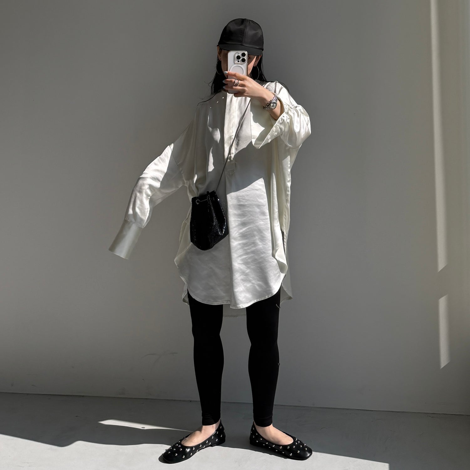over size no collar mannish satin shirt / ivory