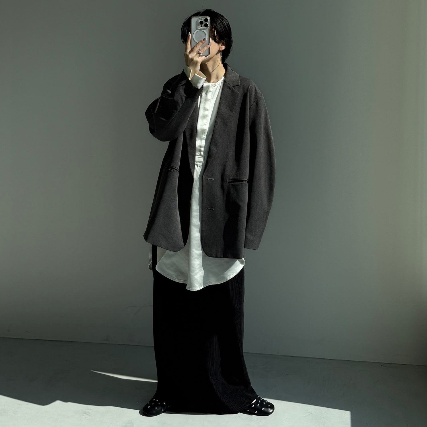 over size no collar mannish satin shirt / ivory