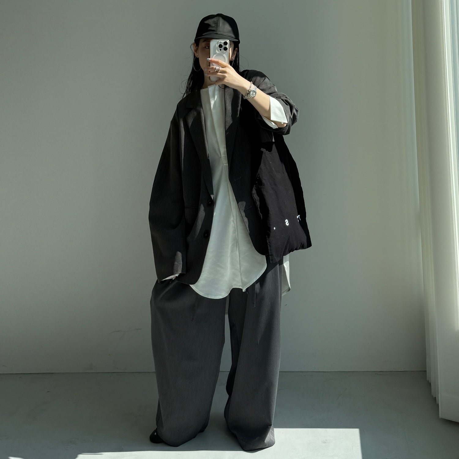 over size no collar mannish satin shirt / ivory