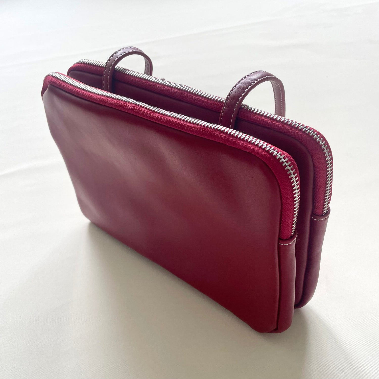 【SAMPLE】square hand bag / red