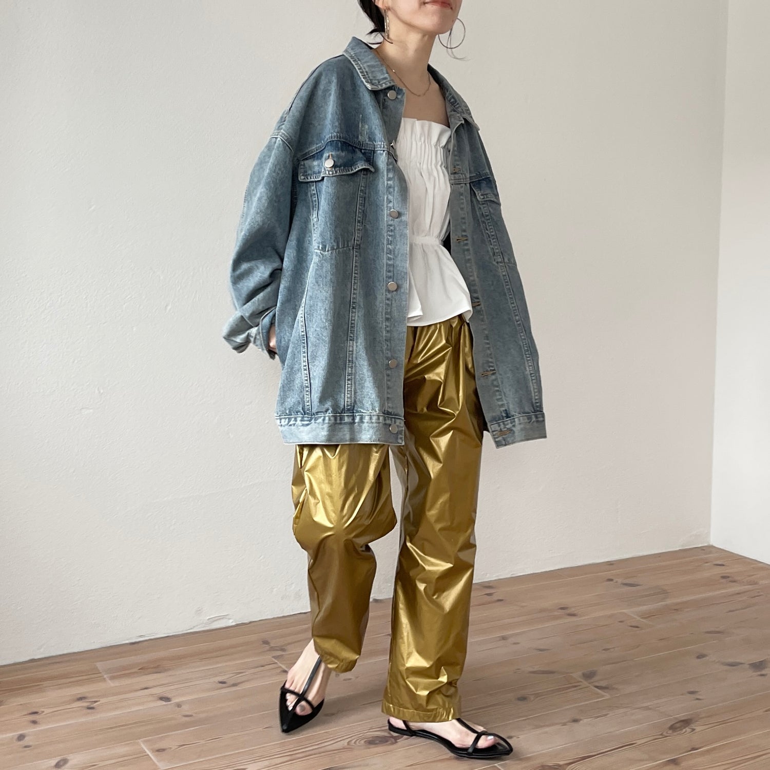 double tuck metallic pants / gold