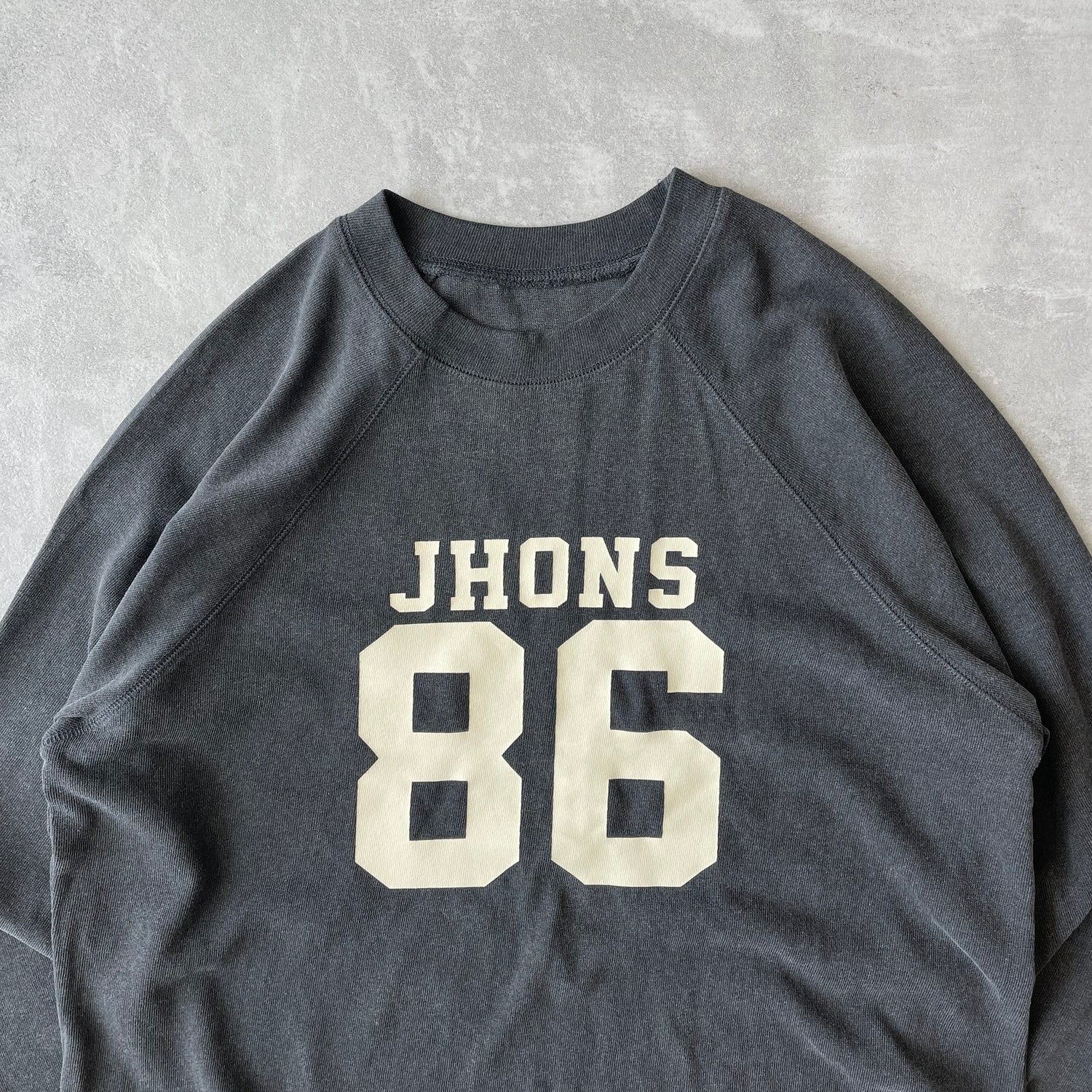 【SAMPLE】JHONS TEE / chacoal