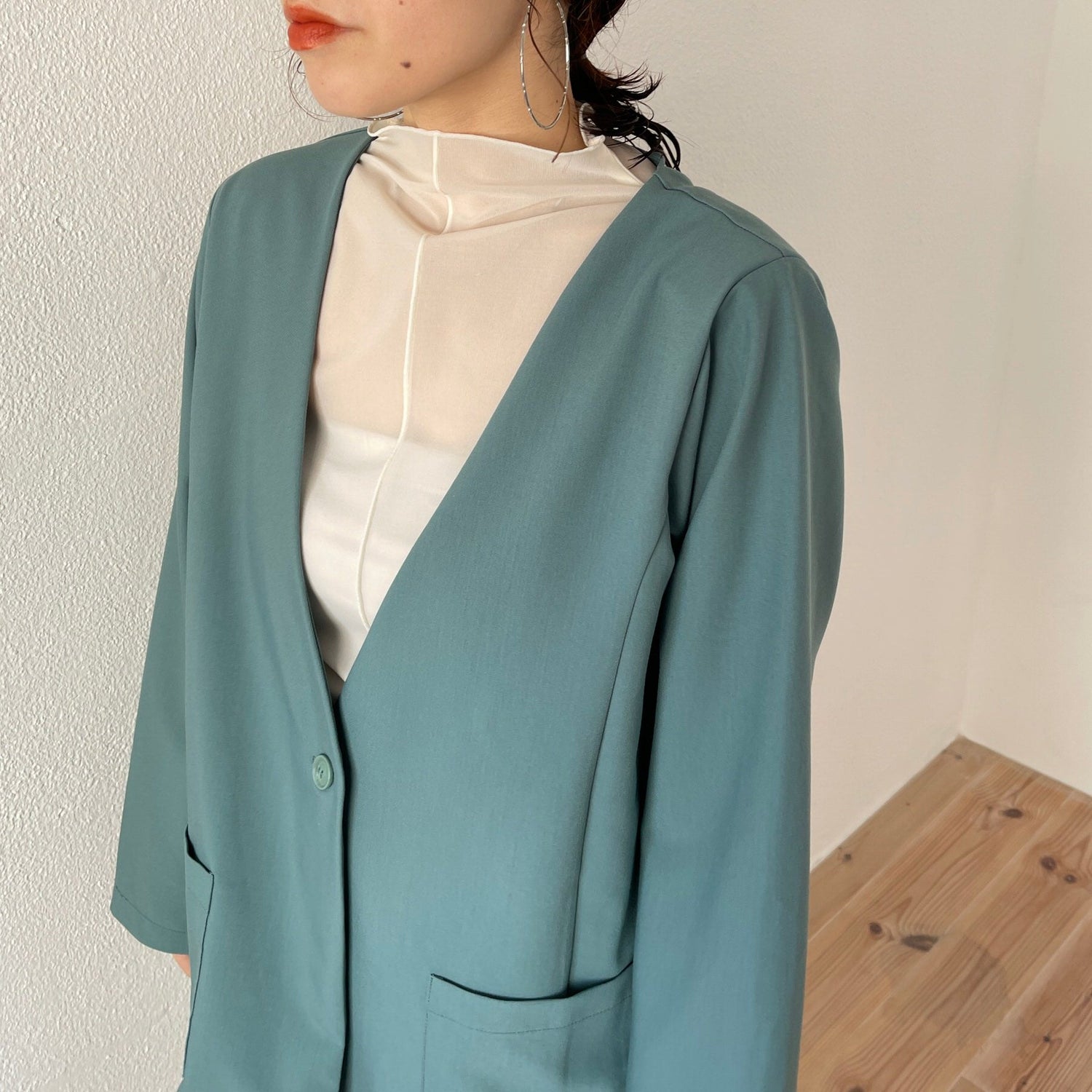 【SAMPLE】perfect silhouette no collar set up / green