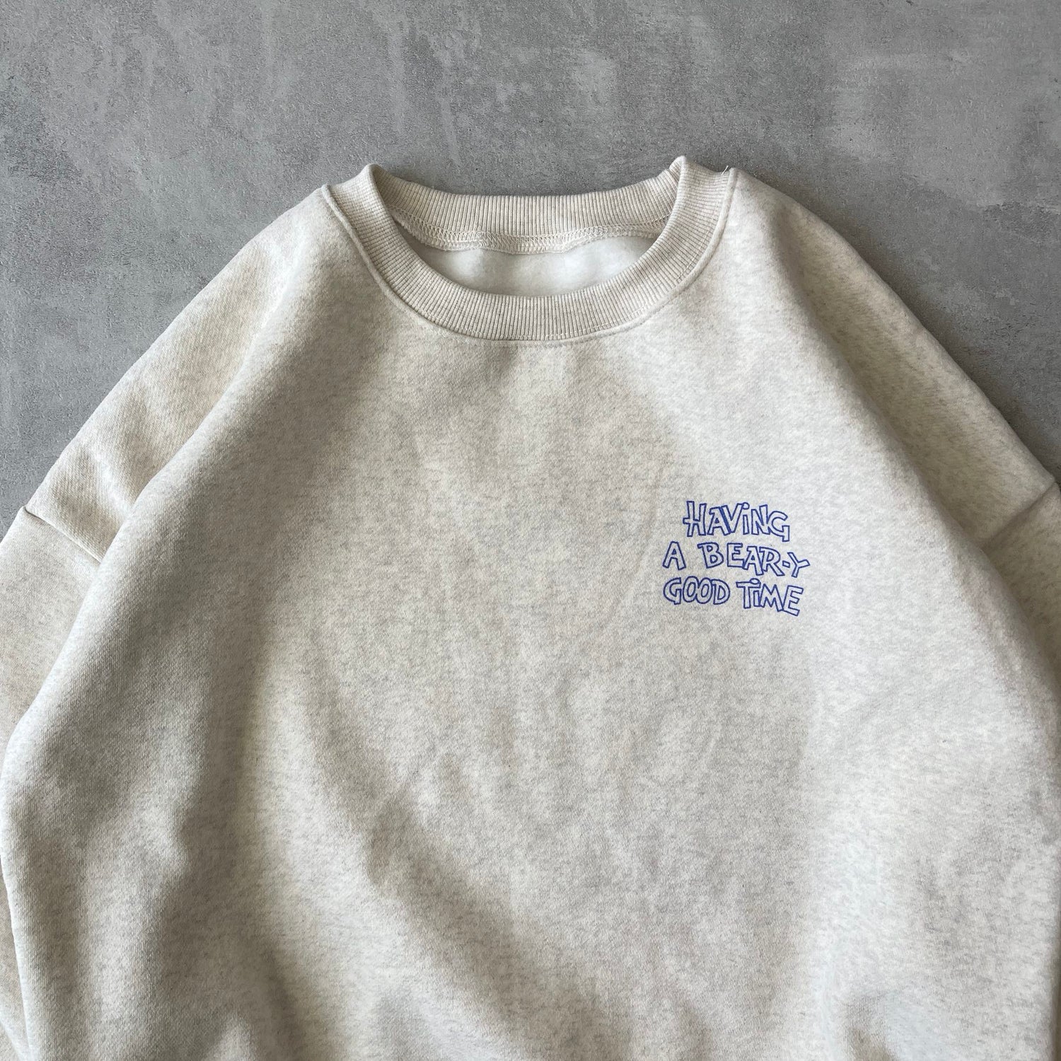 【SAMPLE】back print sweat / ivory