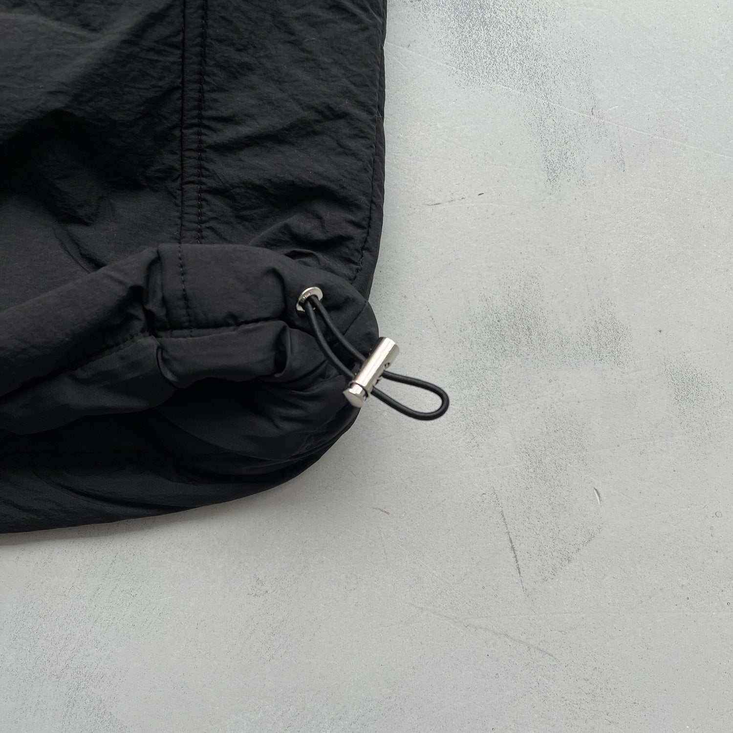 【SAMPLE】nylon skirt / black