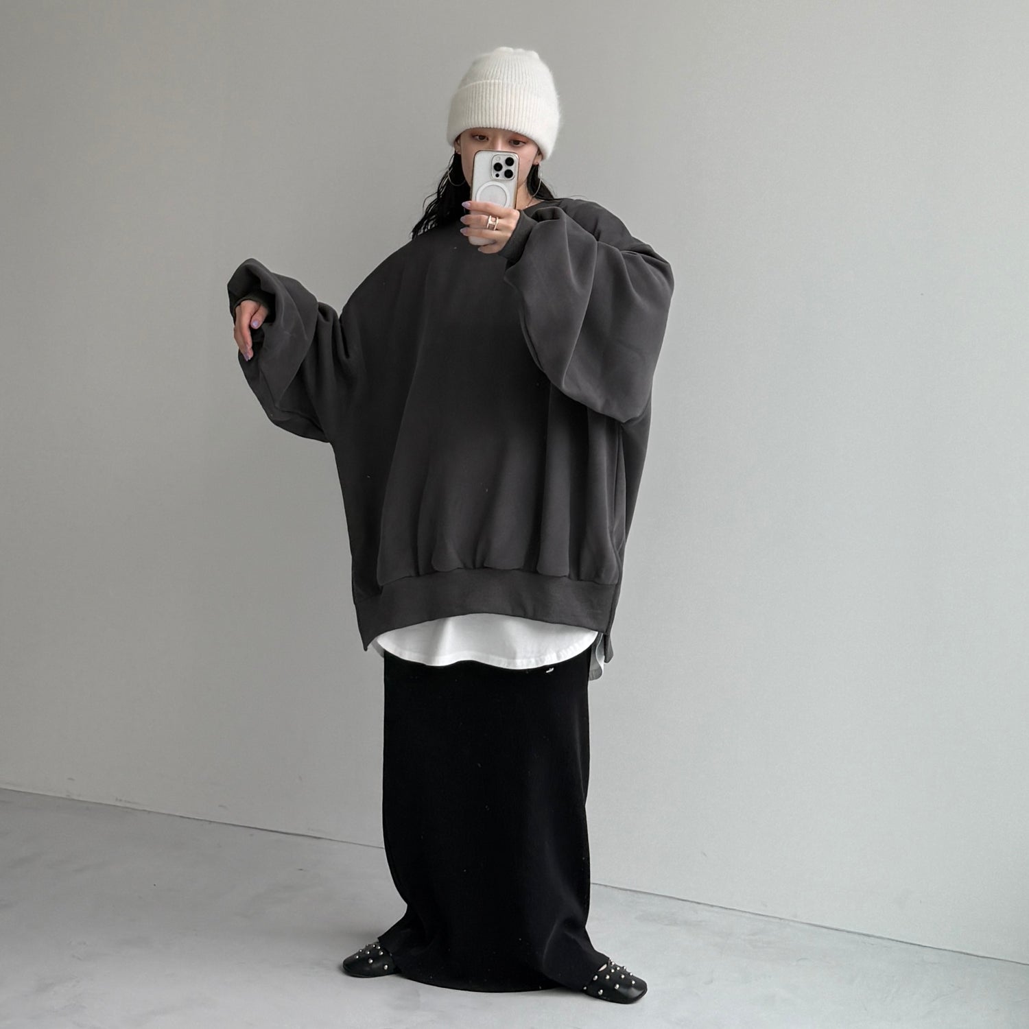 OSUMITSUKI sweat / charcoal [SHORT or FREE]