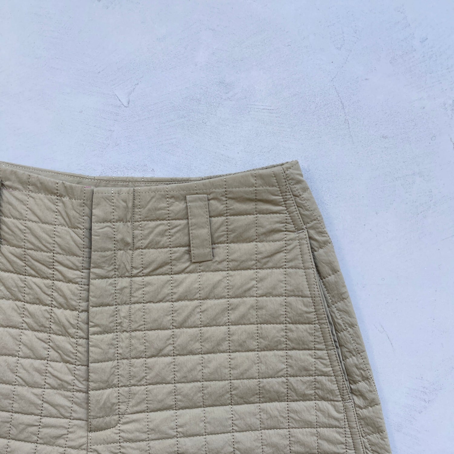 【SAMPLE】quilting curve pants / khaki