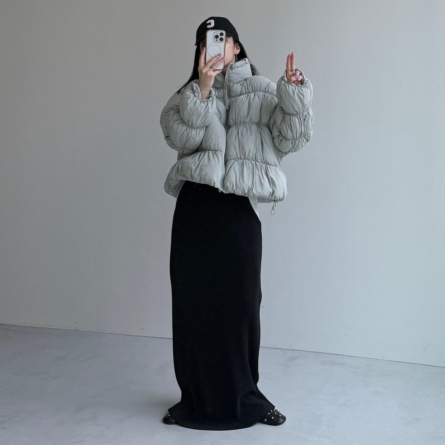 CHIGIRI PAN DOWN / gray