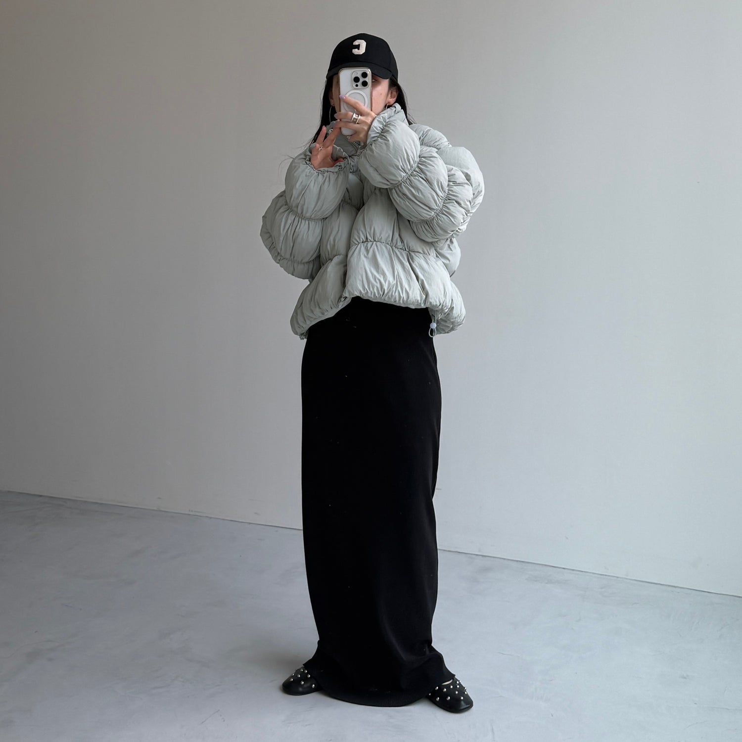 CHIGIRI PAN DOWN / gray