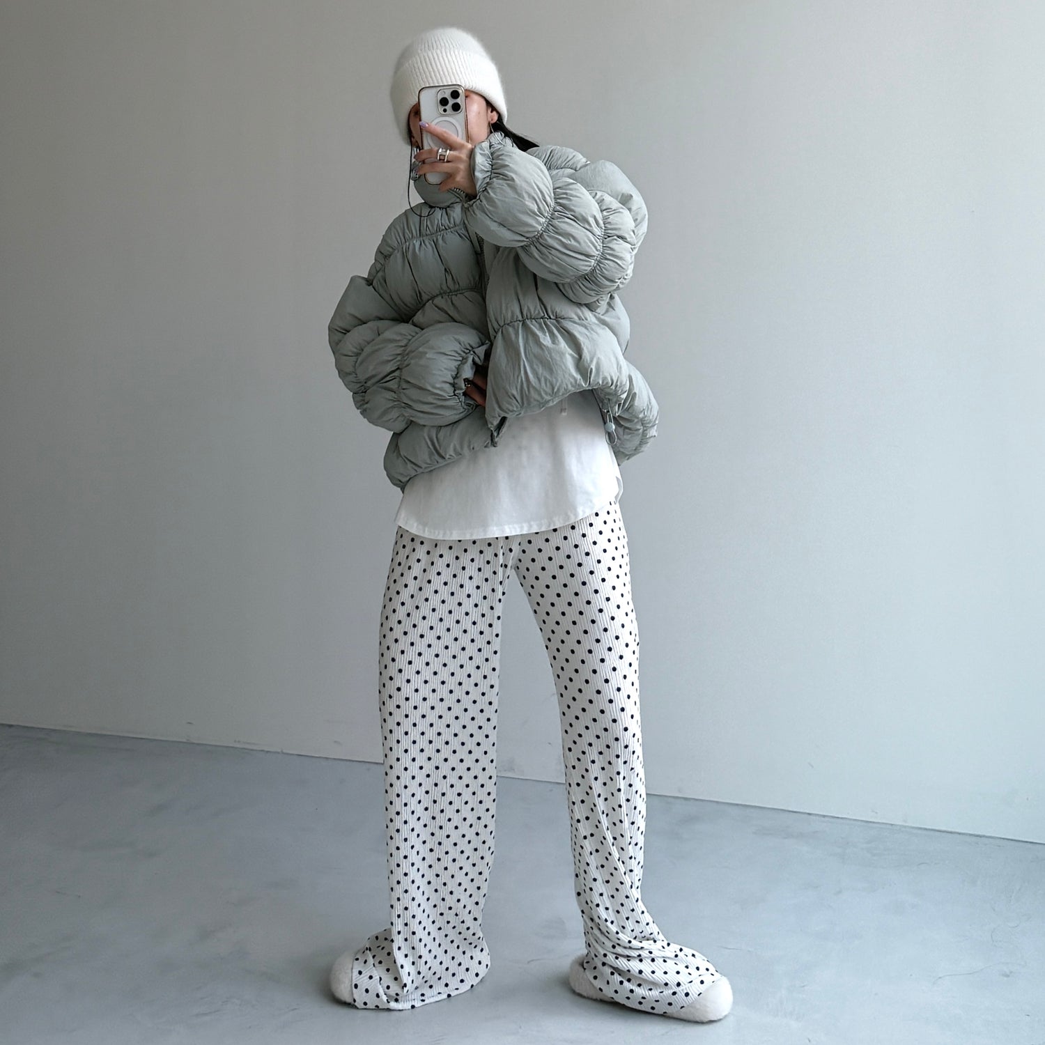 CHIGIRI PAN DOWN / gray