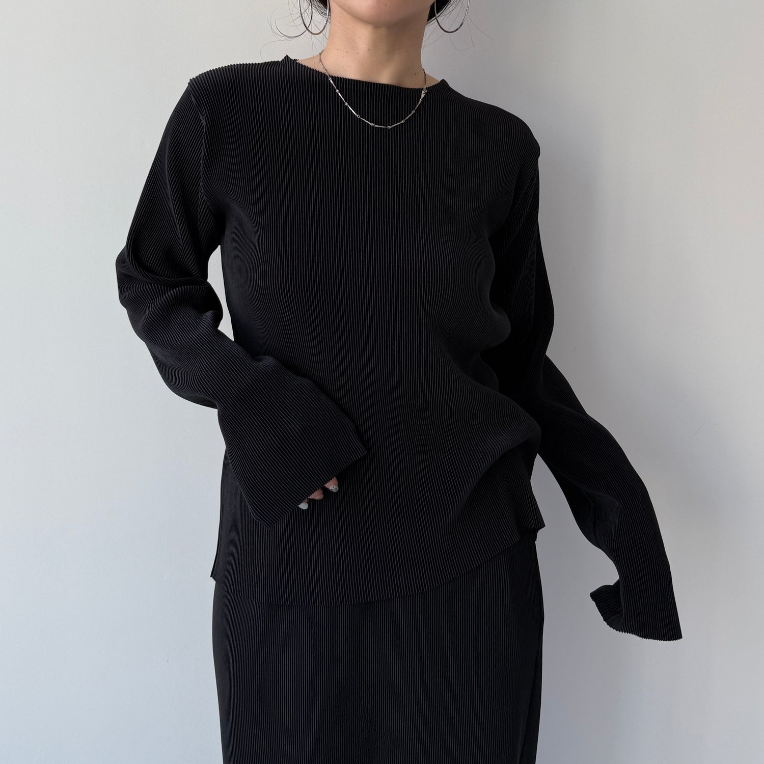 daily daily super stretch pleats tops / black [プチハイ or クルーネック]