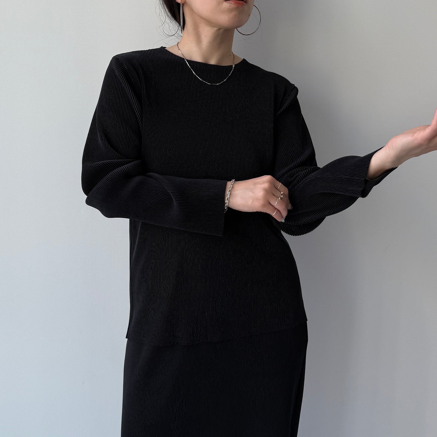 daily daily super stretch pleats tops / black [プチハイ or クルーネック]