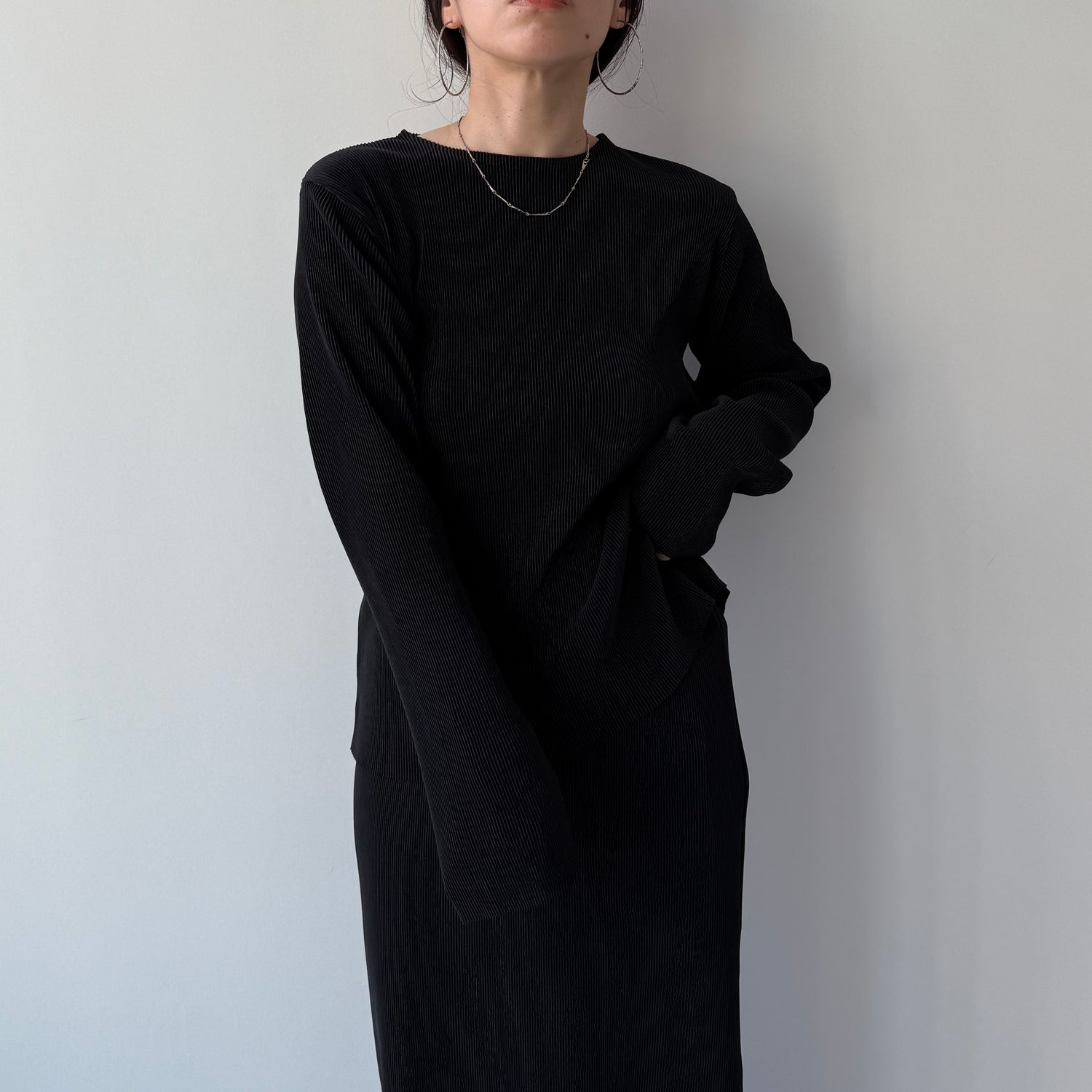 daily daily super stretch pleats tops / black [プチハイ or クルーネック]