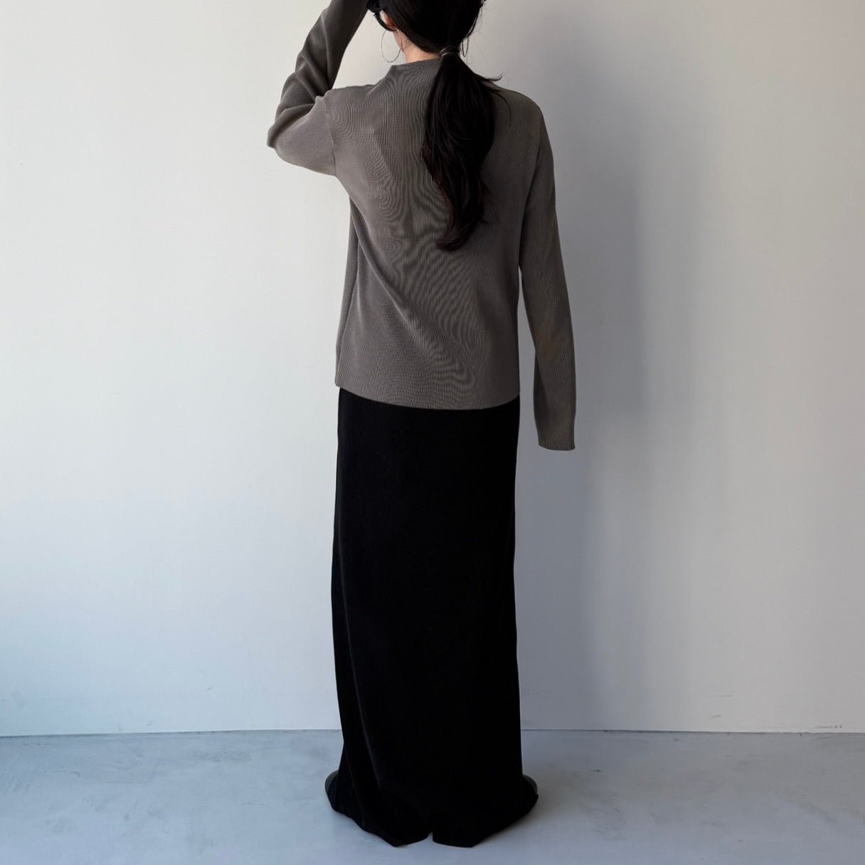 daily daily super stretch pleats tops / ash gray [プチハイ or クルーネック]