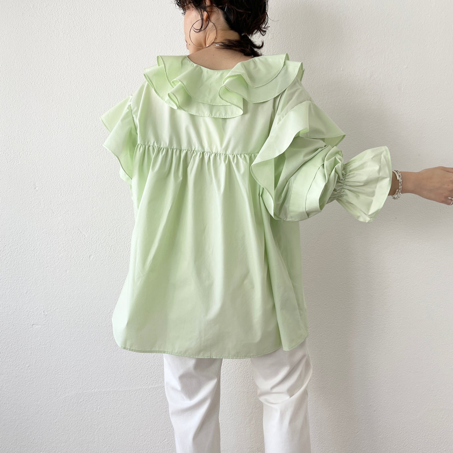 【SAMPLE】big collar frill blouse / mint