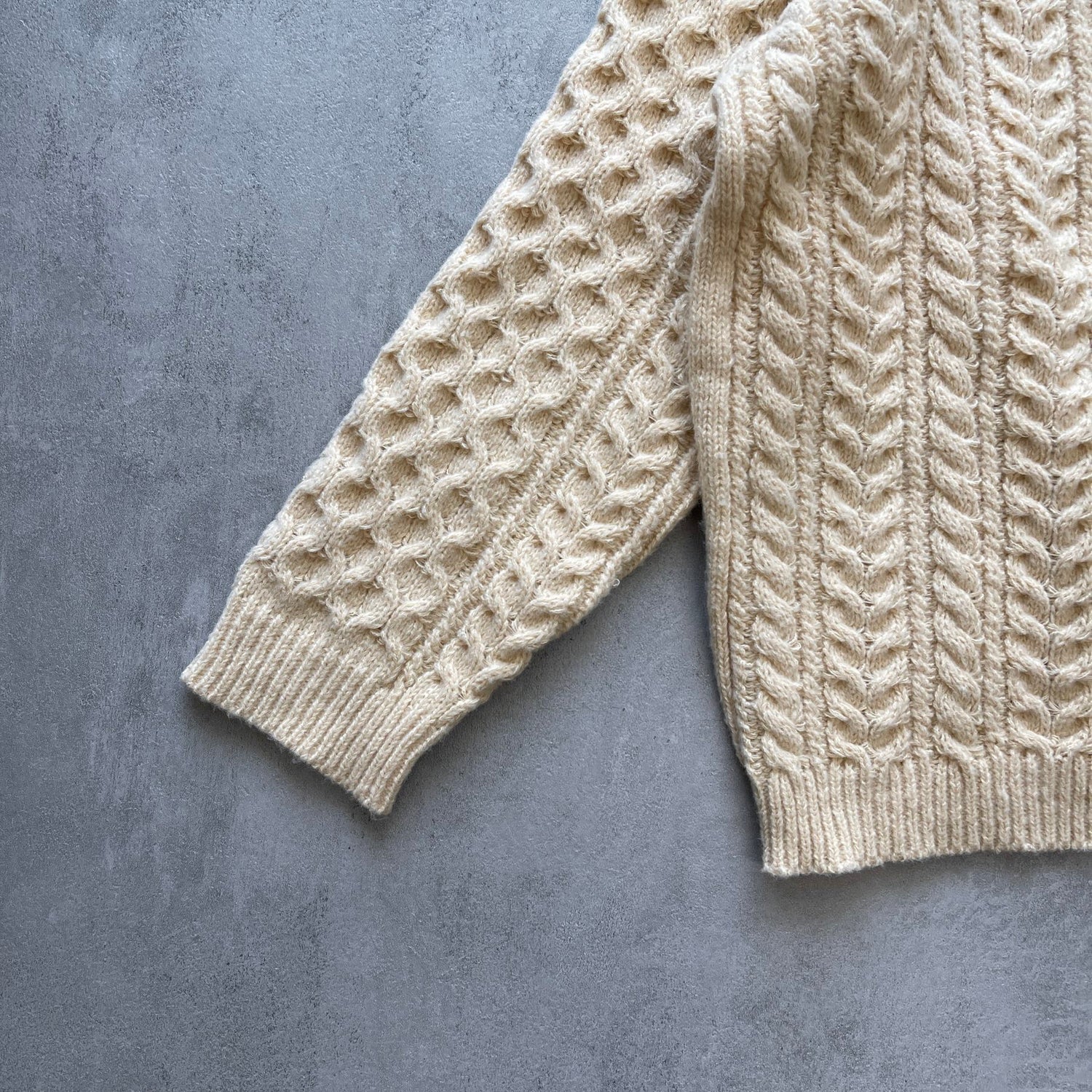 【SAMPLE】basic cable knit / ivory