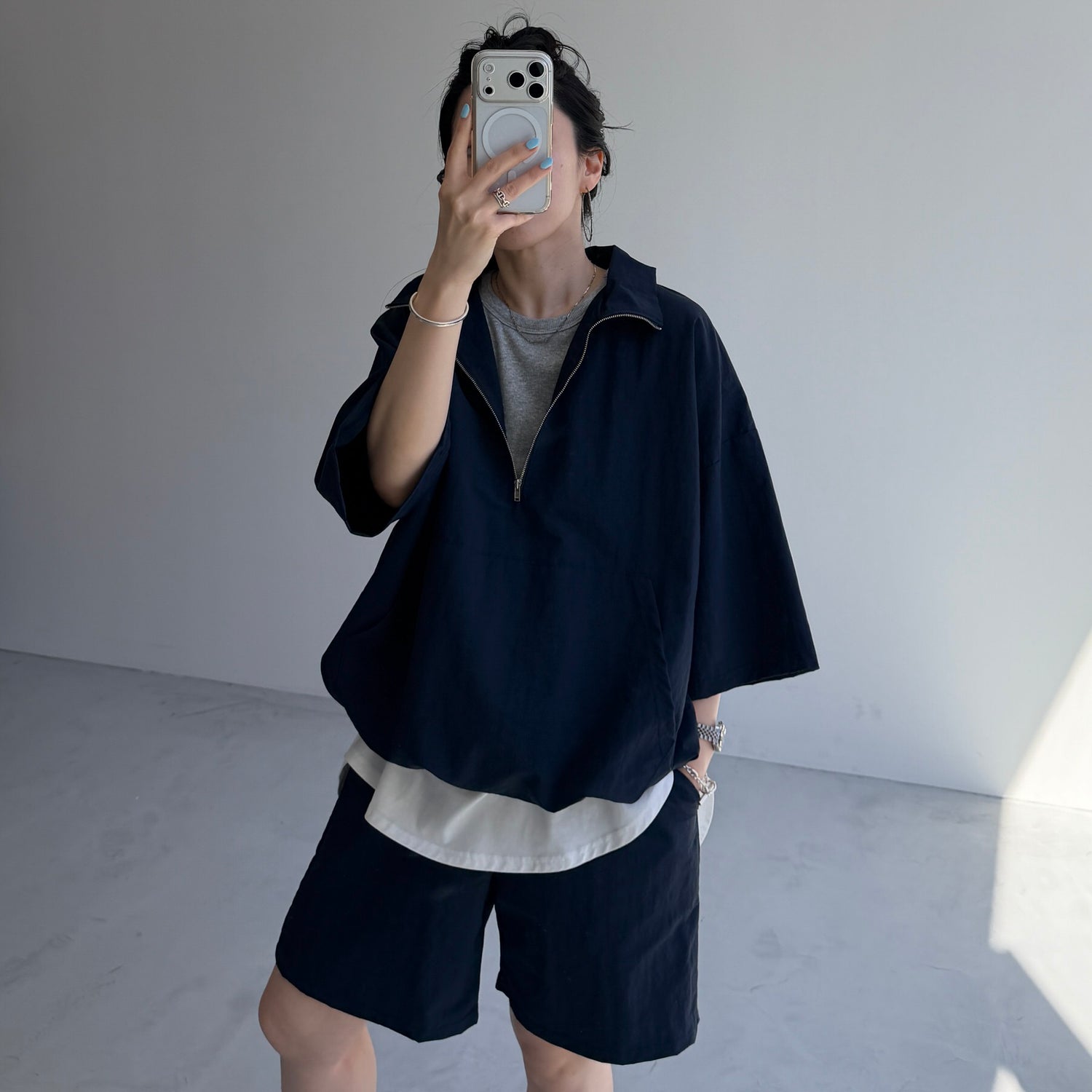 over size half zip nylon po / navy