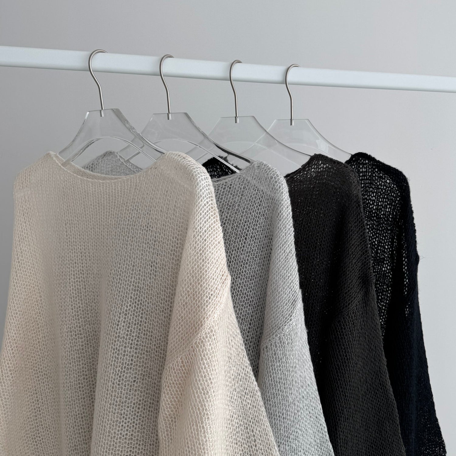 cinnamon mesh knit / black