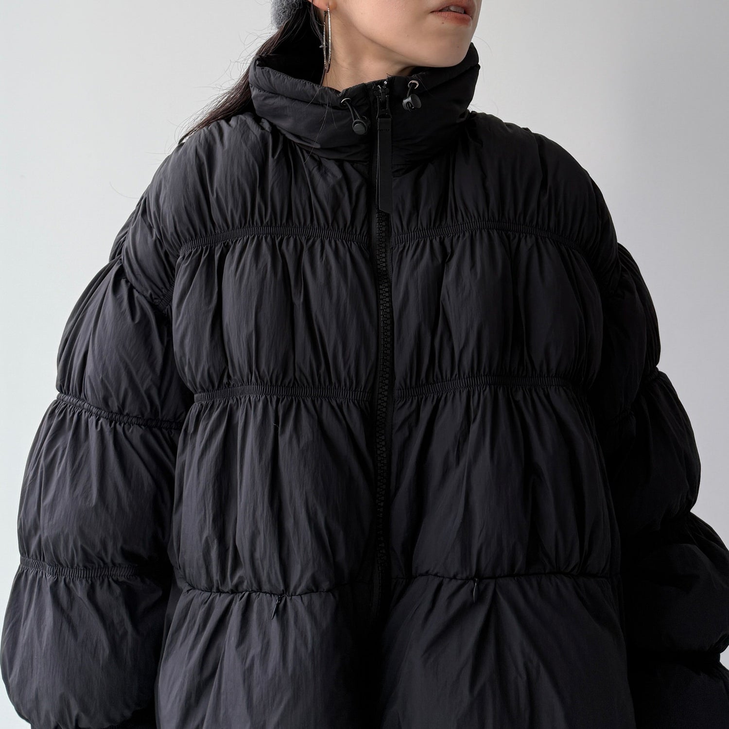 CHIGIRI PAN DOWN / black