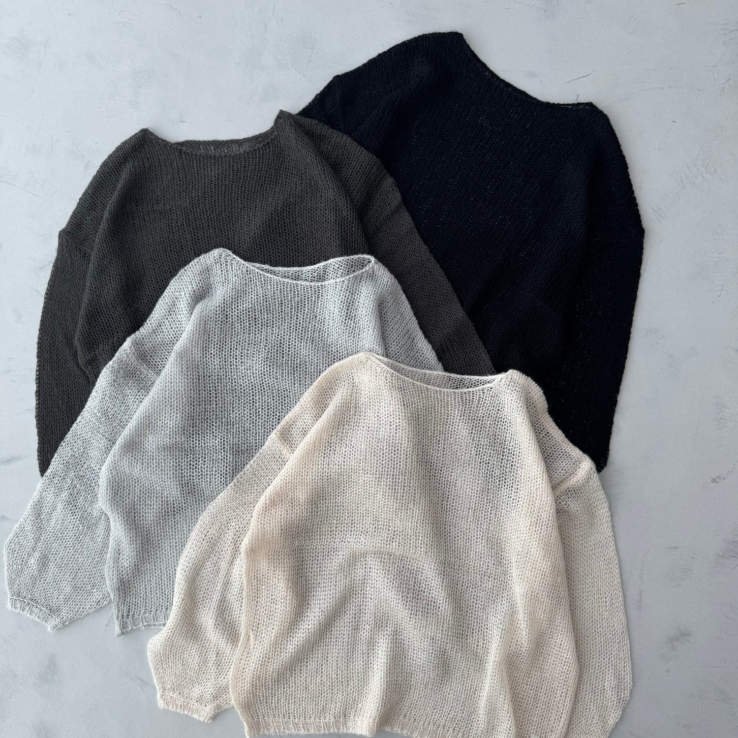 cinnamon mesh knit / black