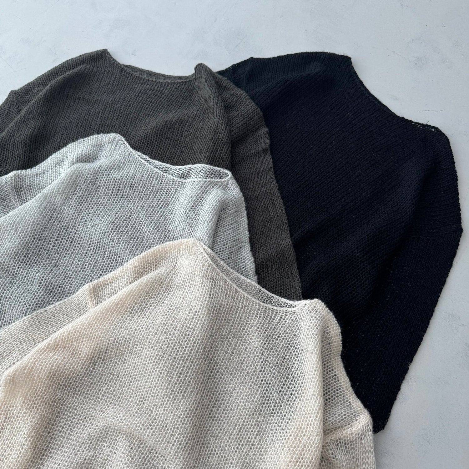 cinnamon mesh knit / black