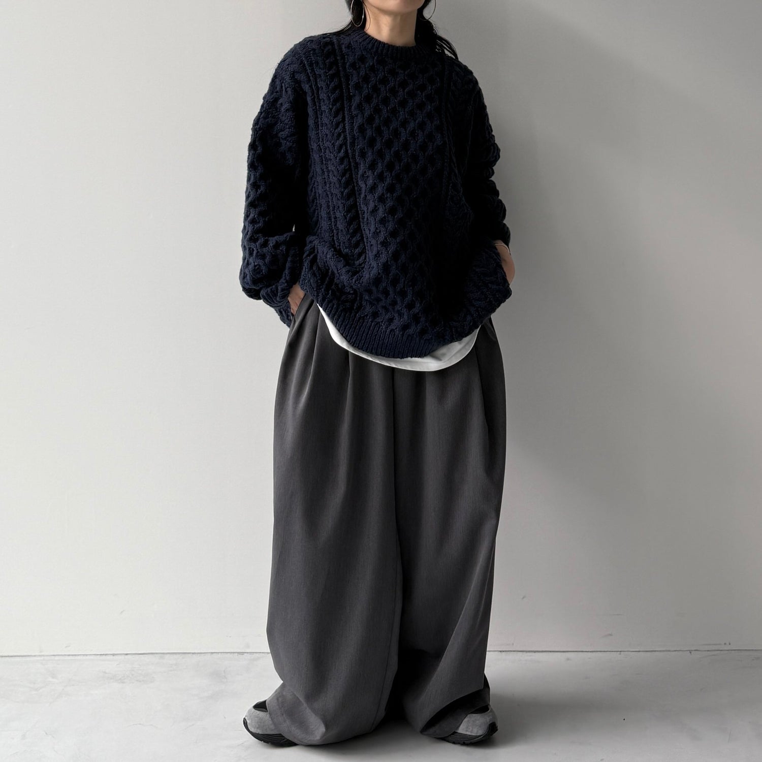 holiday cable knit / navy