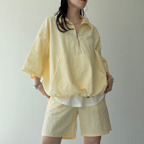 over size half zip nylon po / light yellow