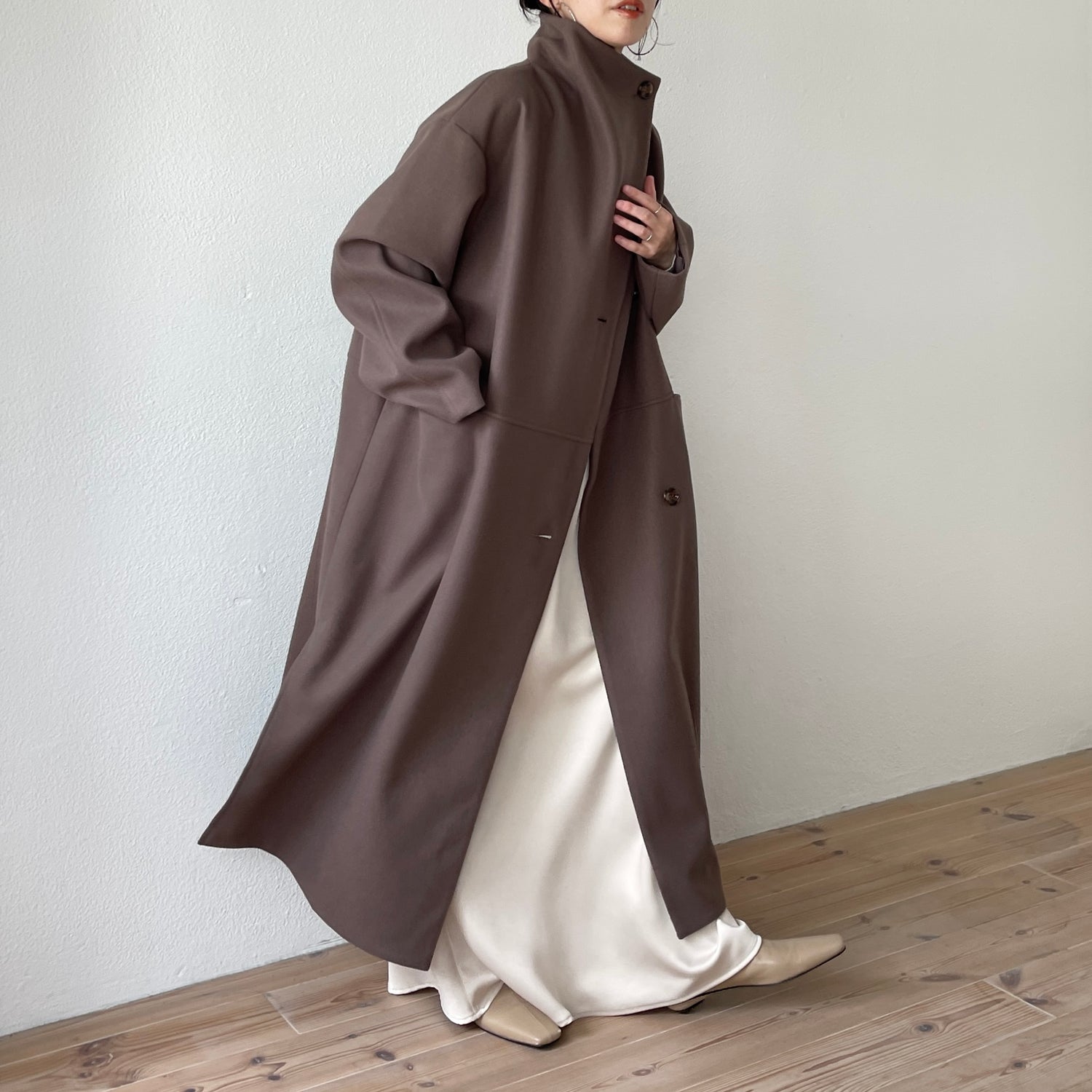 smooth touch stand neck long coat / moca | wee9s | ウィークス