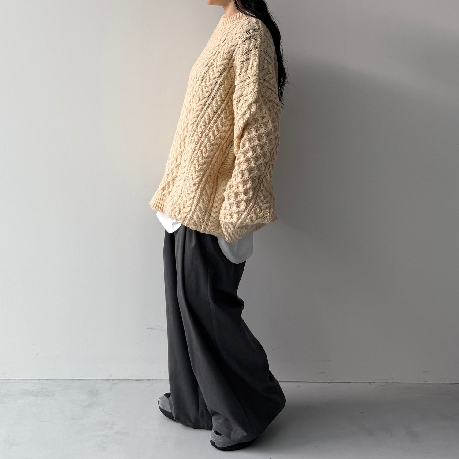 holiday cable knit / beige