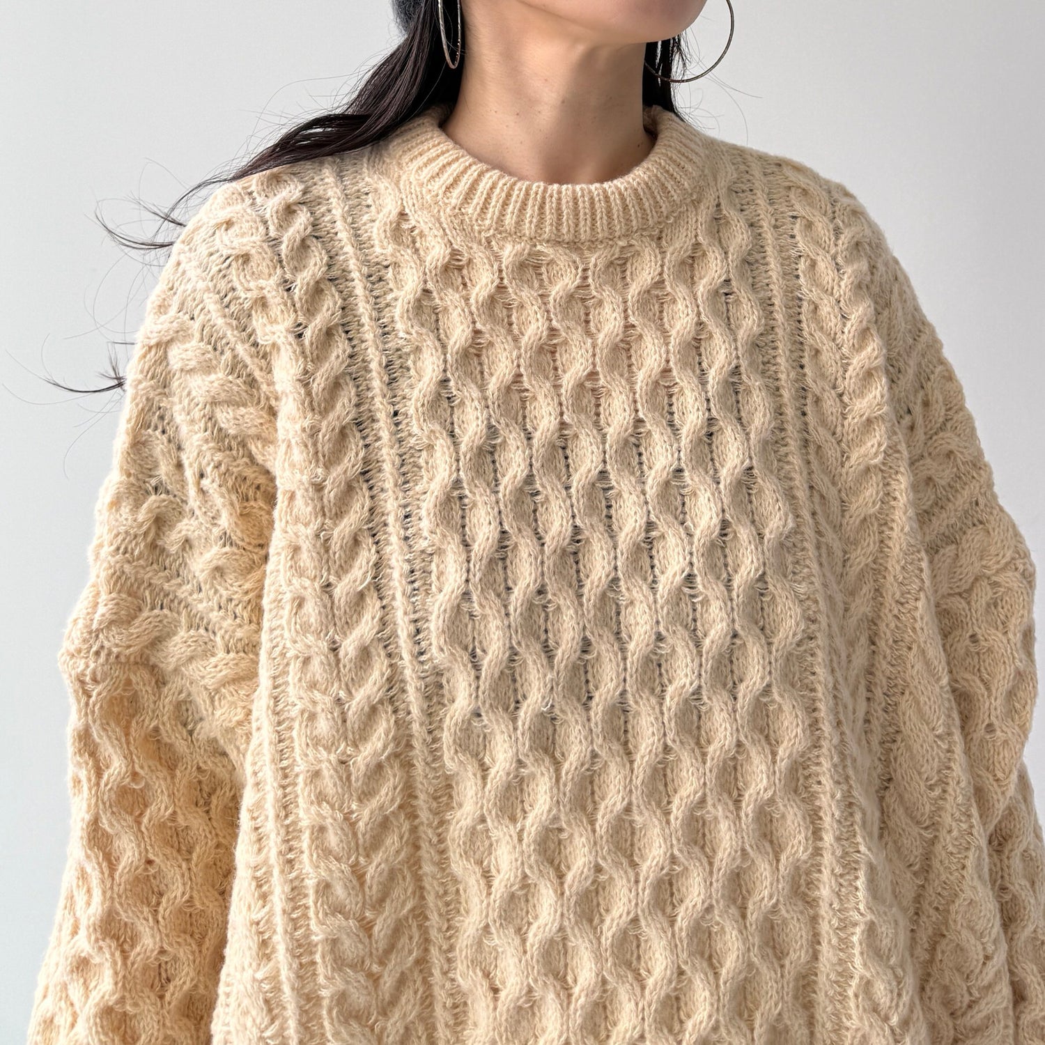 holiday cable knit / beige