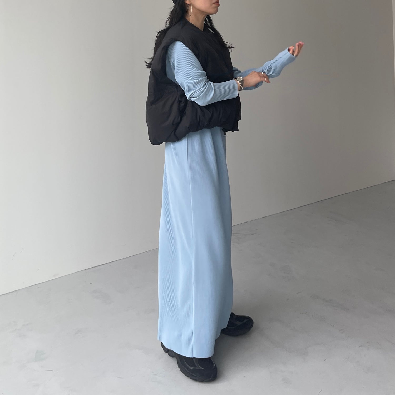 egg down vest / black
