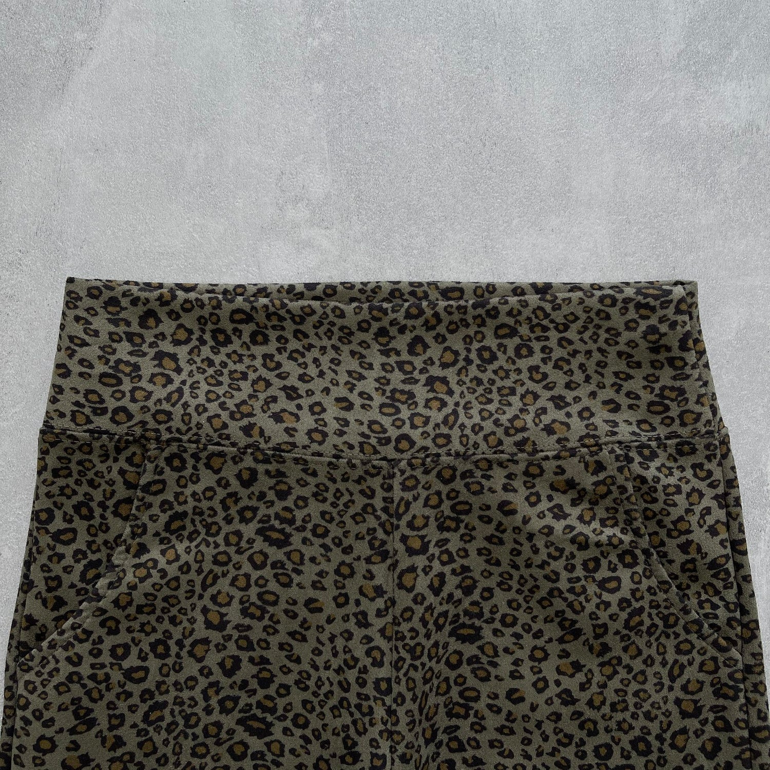 【SAMPLE】LEOPARD short pants / olive