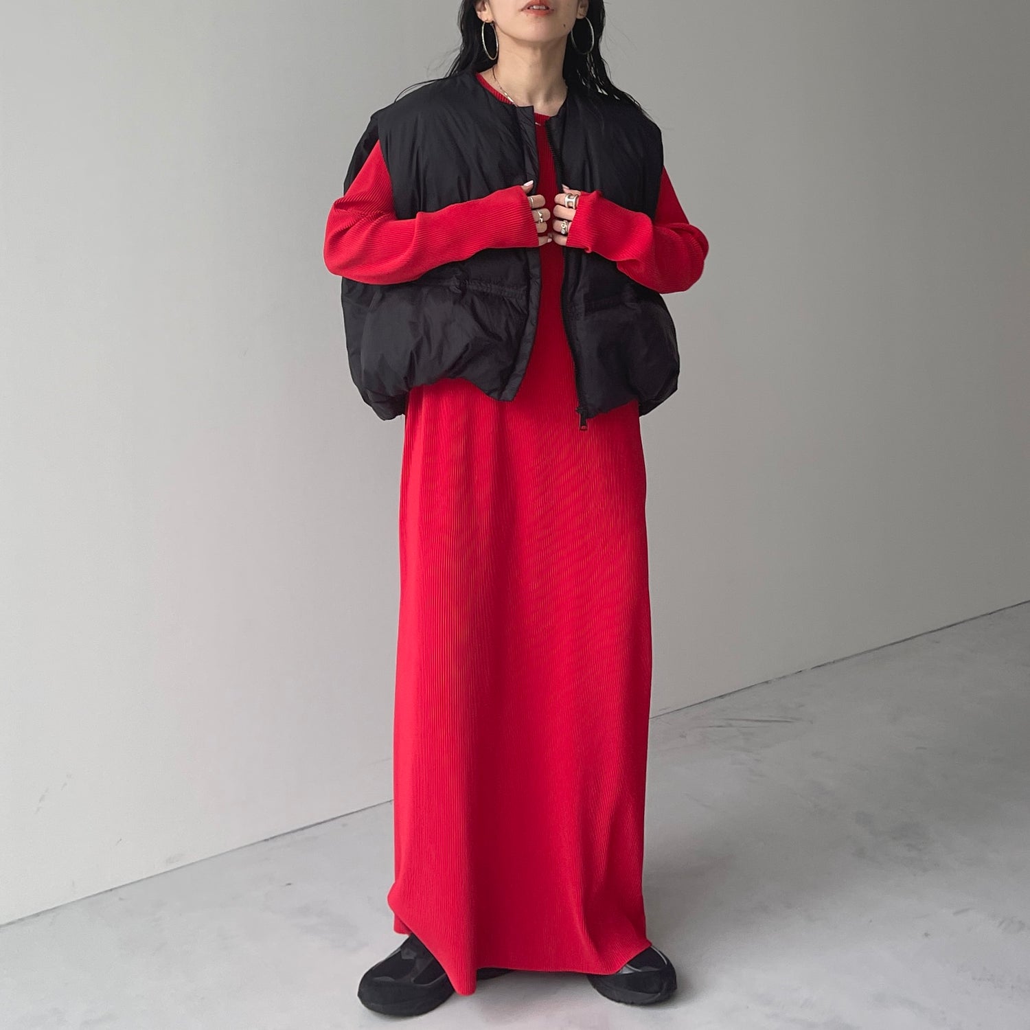 egg down vest / black