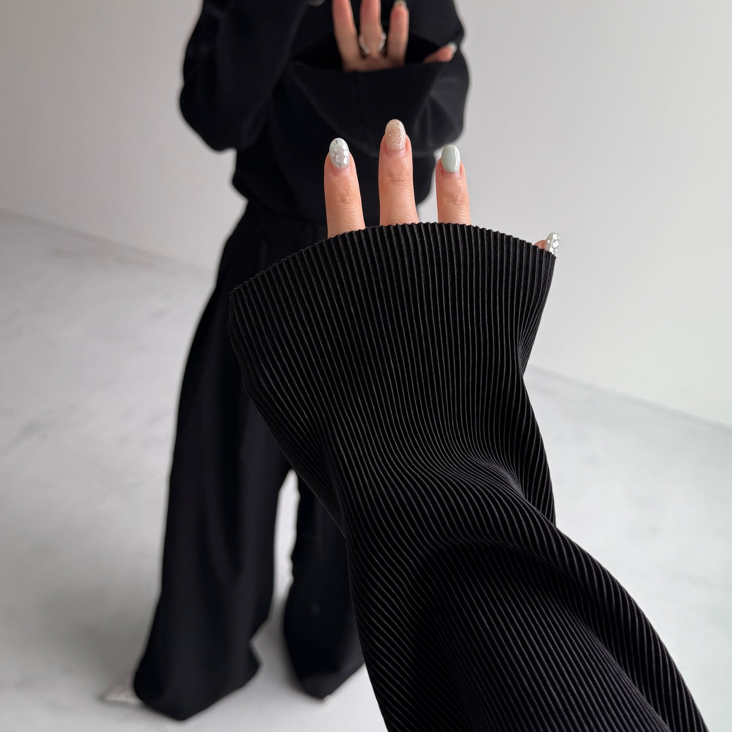 daily daily super stretch pleats tops / black [プチハイ or クルーネック]