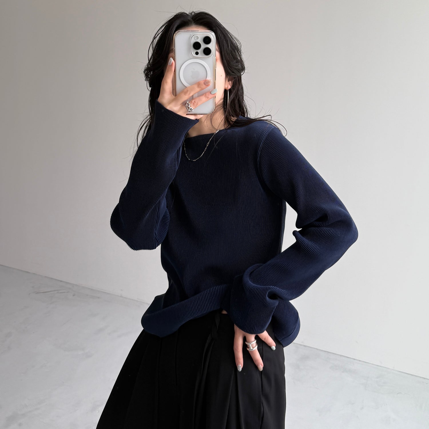 daily daily super stretch pleats tops / navy [プチハイ or クルーネック]