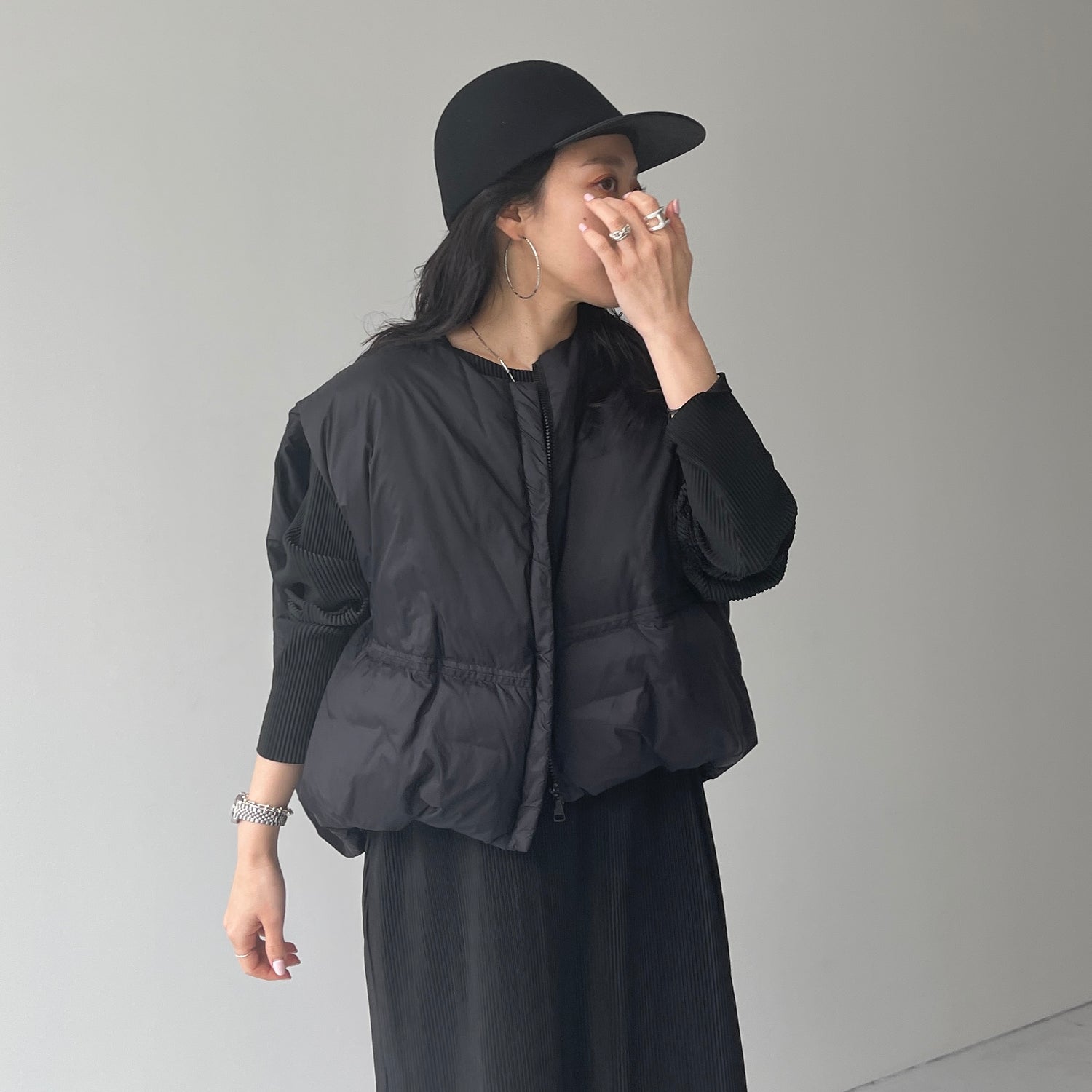 egg down vest / black