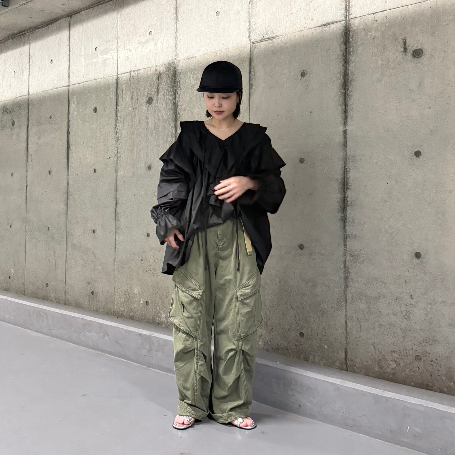 vintage like curve cargo pants / khaki