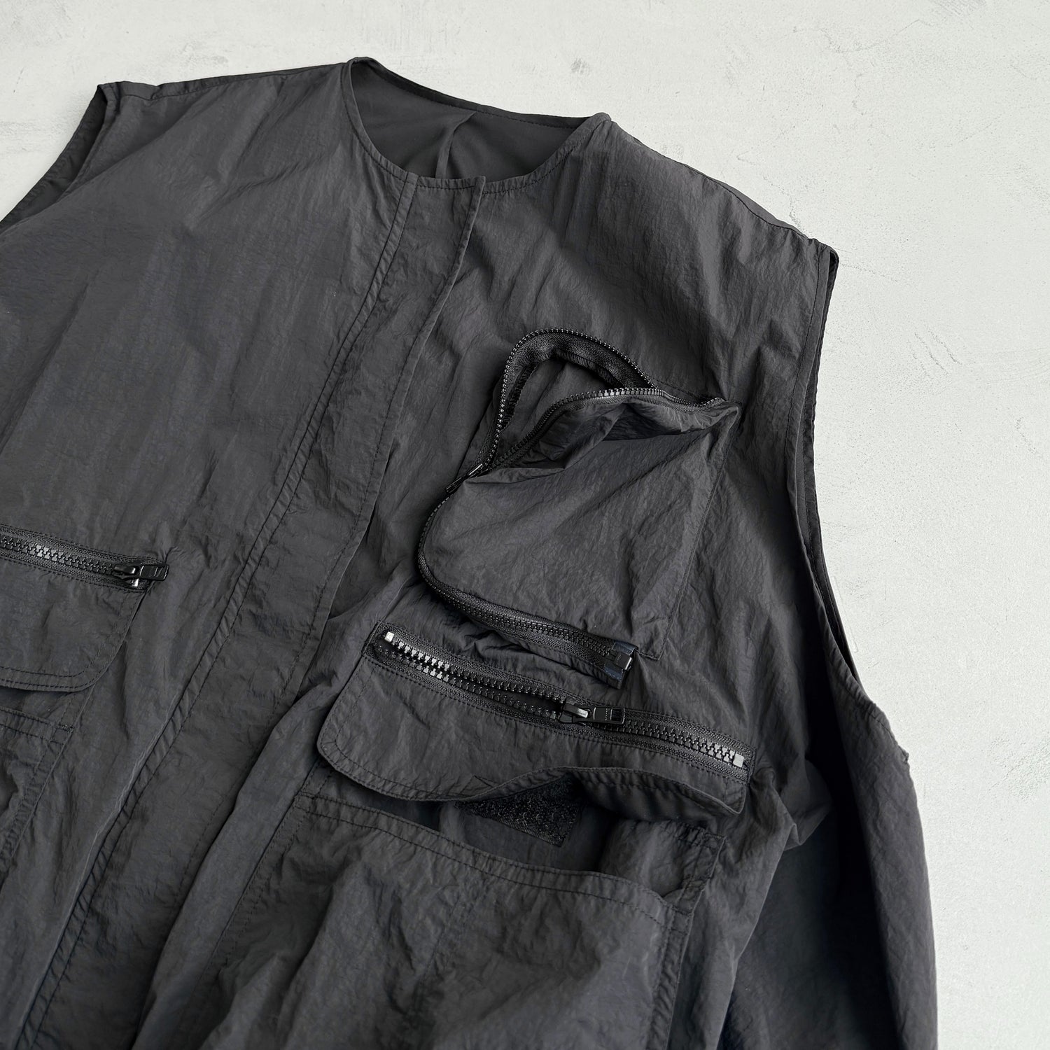 9pockets buddy vest / black