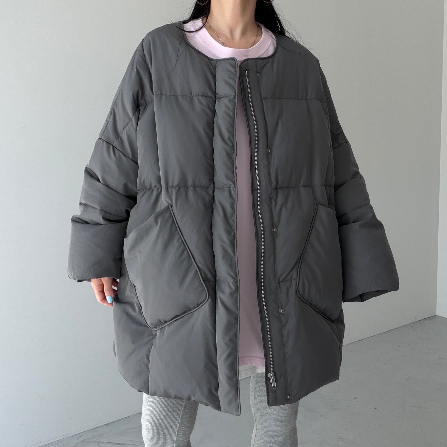 perfect silhouette nakawata down / charcoal gray