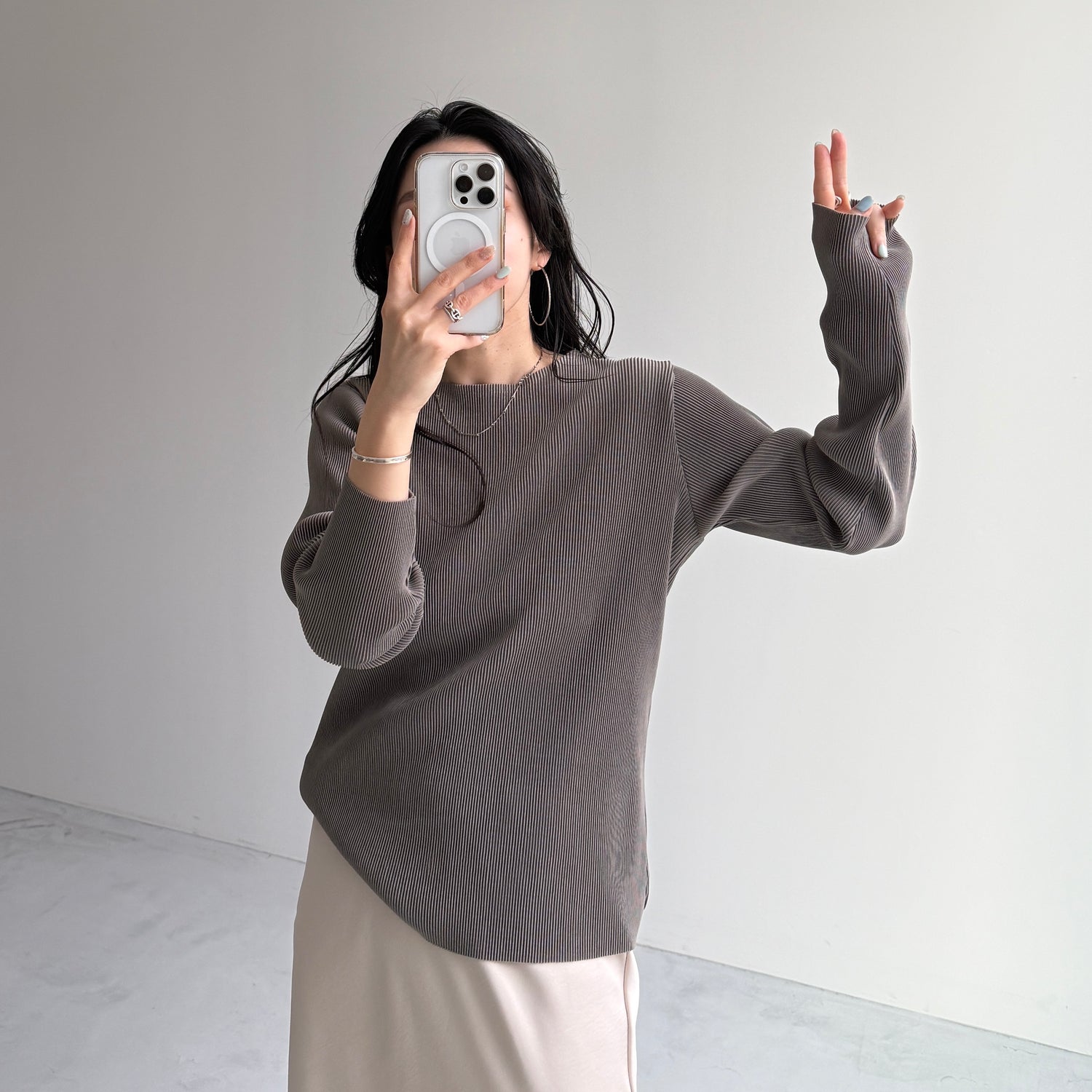 daily daily super stretch pleats tops / ash gray [プチハイ or クルーネック]