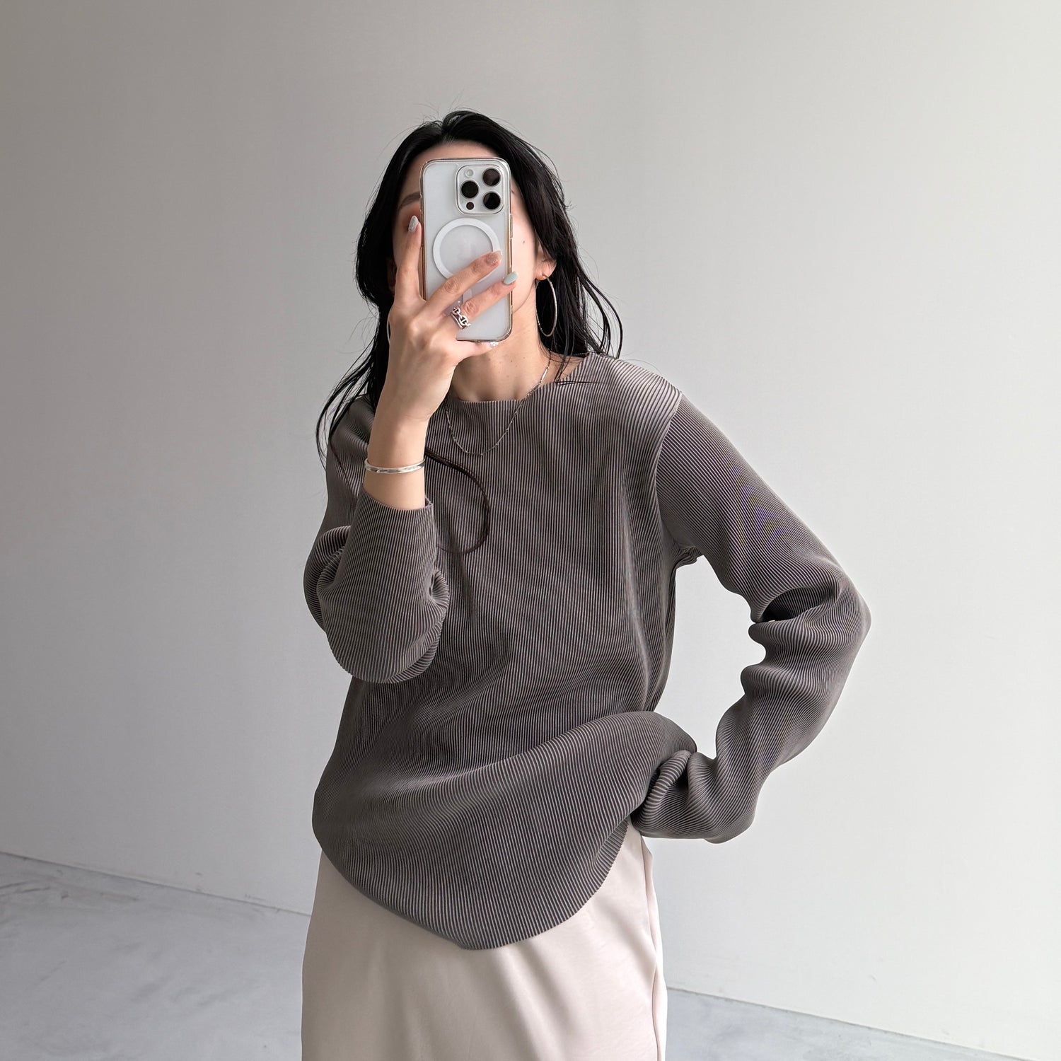 daily daily super stretch pleats tops / ash gray [プチハイ or クルーネック]