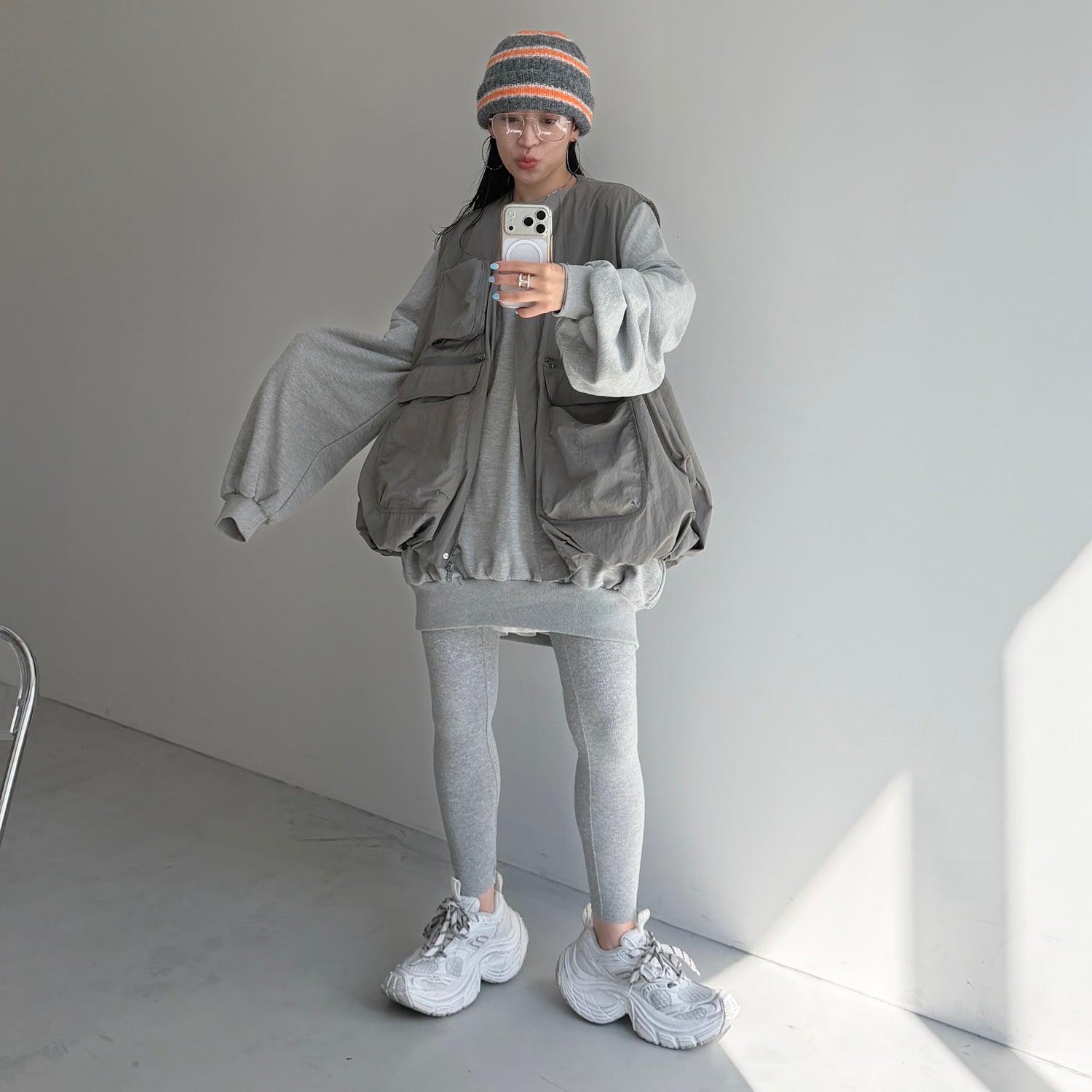 URAKE OSUMITSUKI sweat / gray