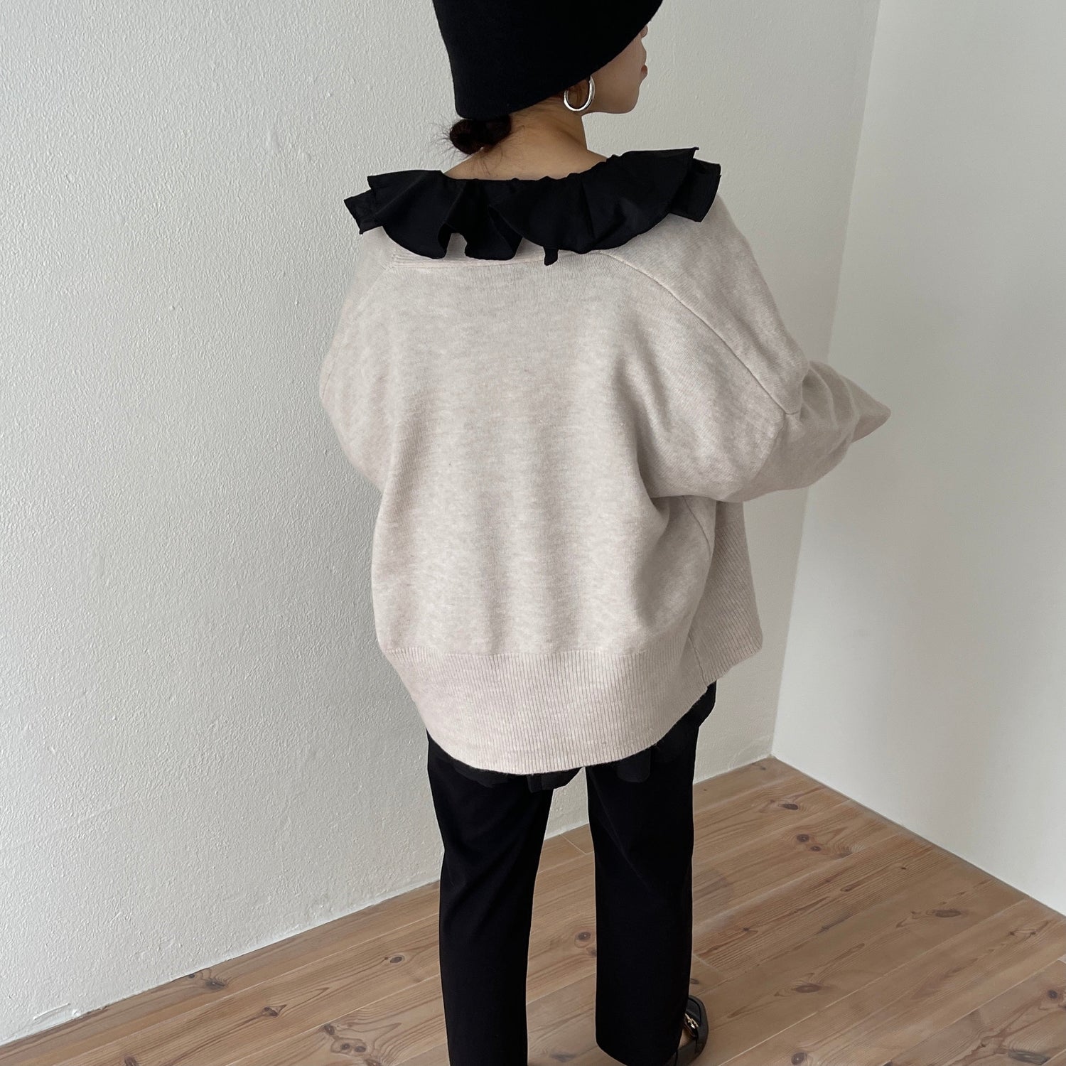 【SAMPLE】big collar frill blouse / black