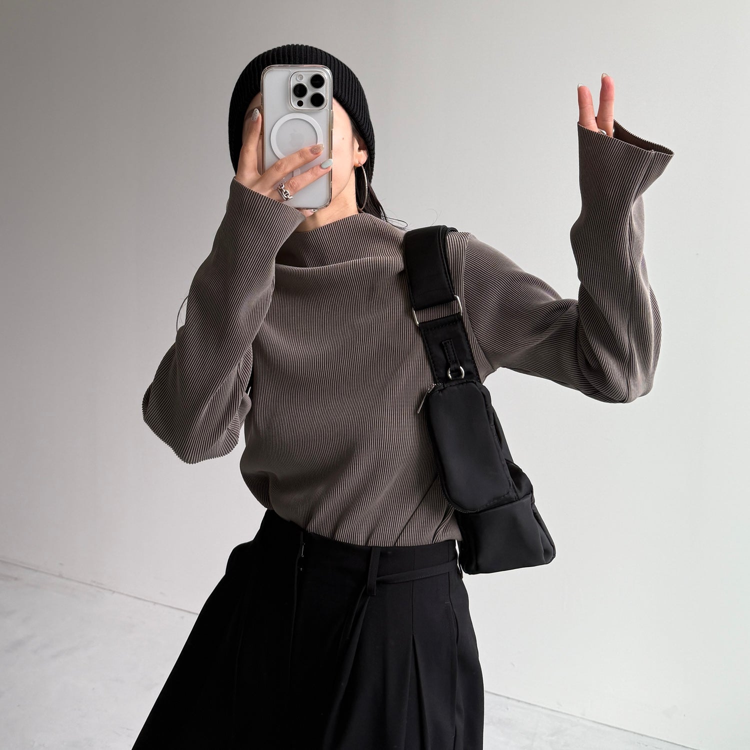 daily daily super stretch pleats tops / ash gray [プチハイ or クルーネック]