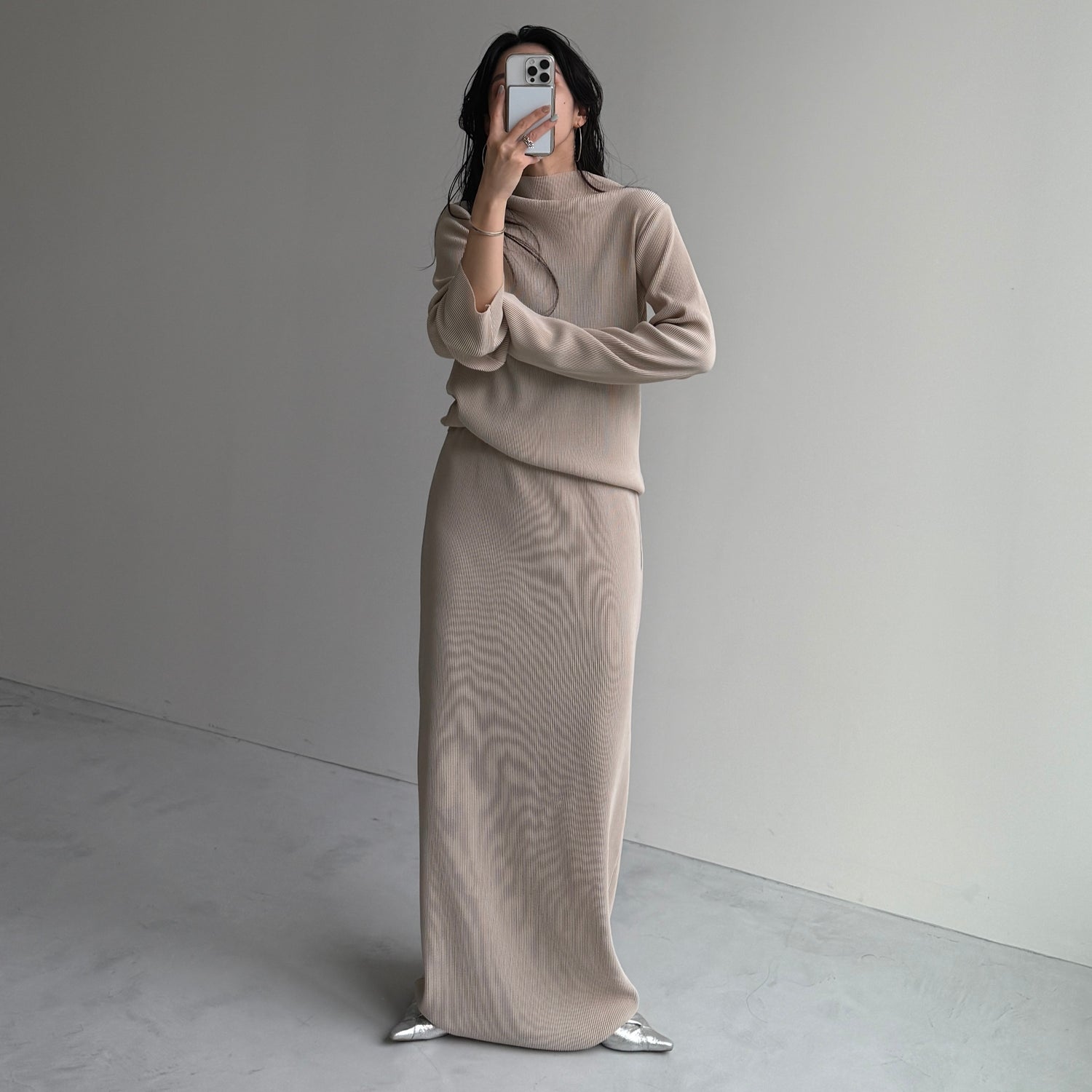 daily daily super stretch pleats tops / ivory [プチハイ or クルーネック]