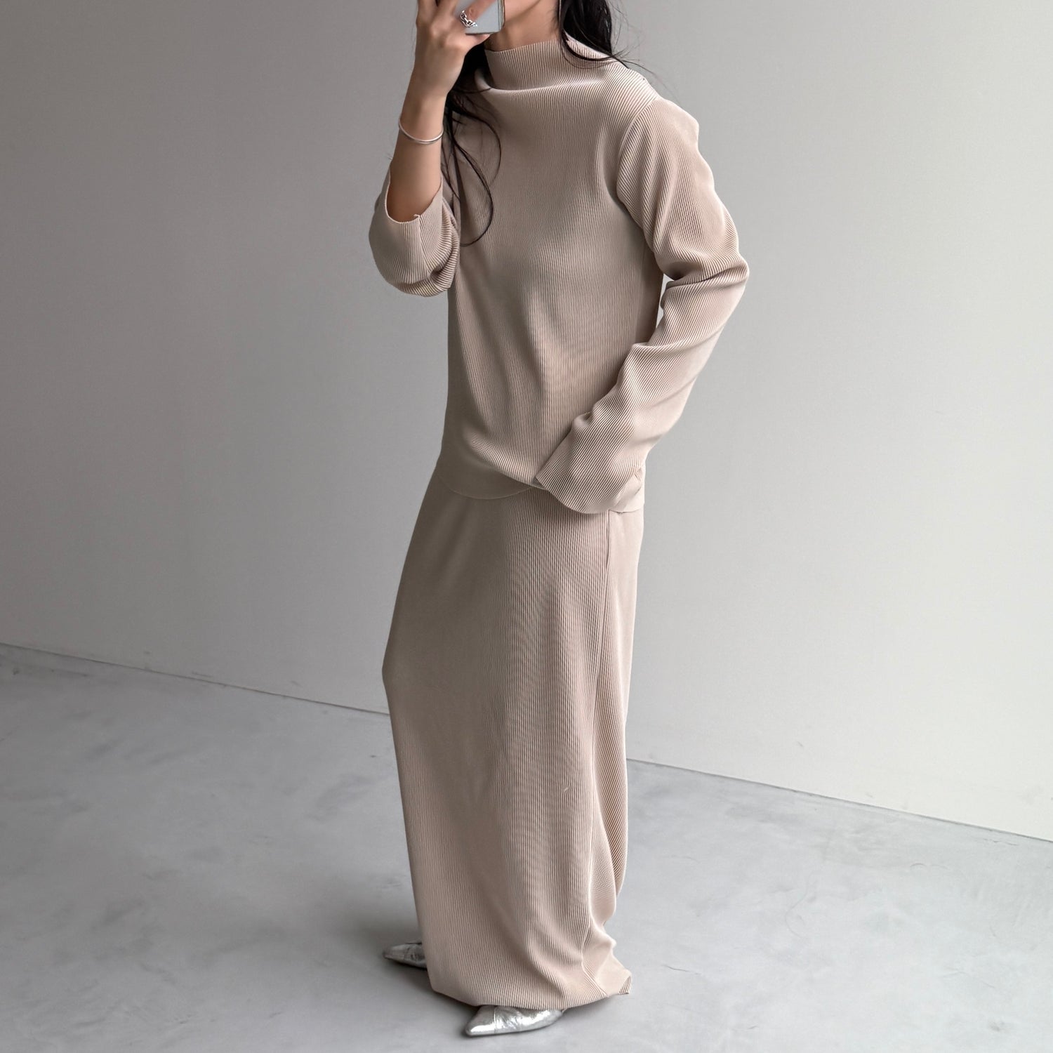 daily daily super stretch pleats tops / ivory [プチハイ or クルーネック]