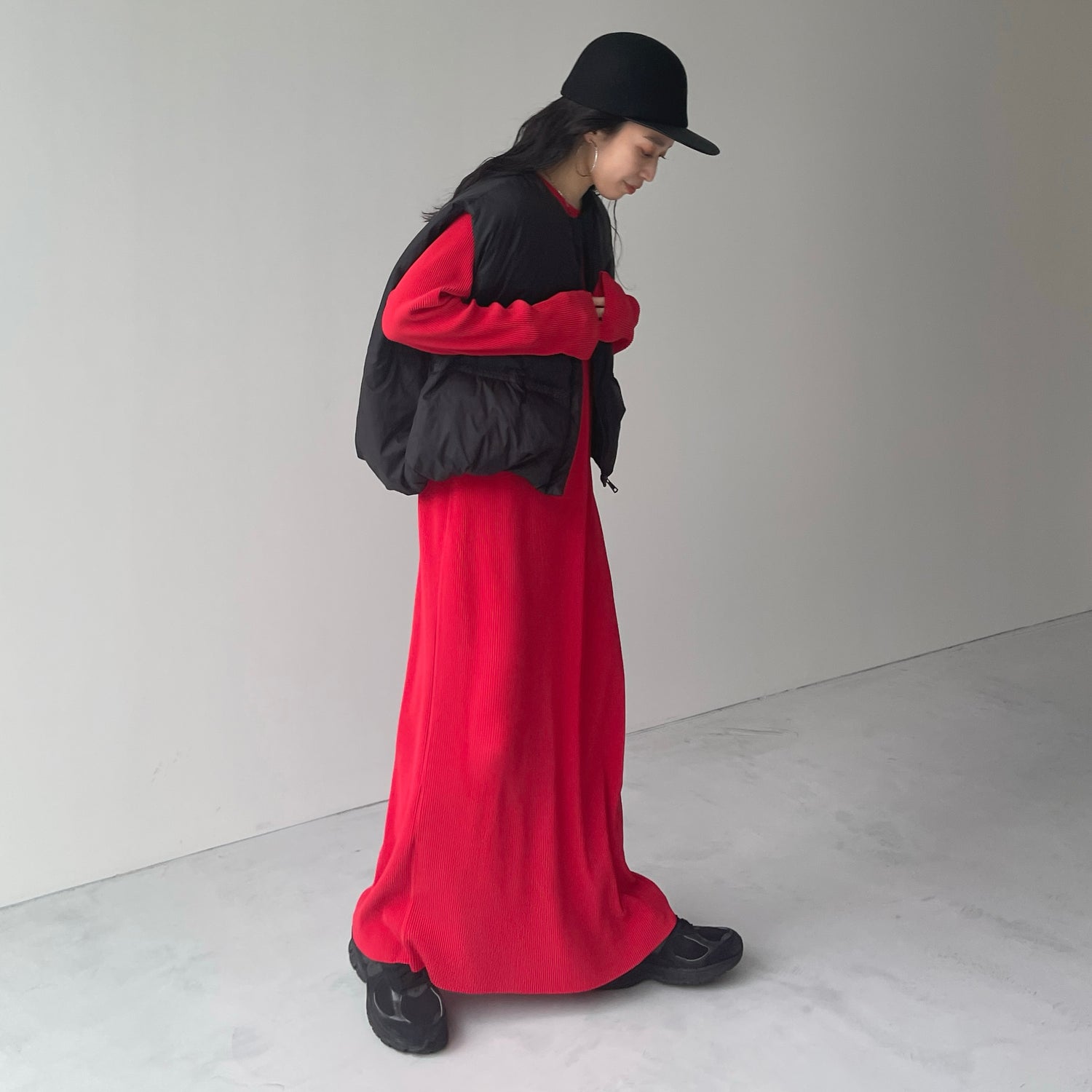 egg down vest / black